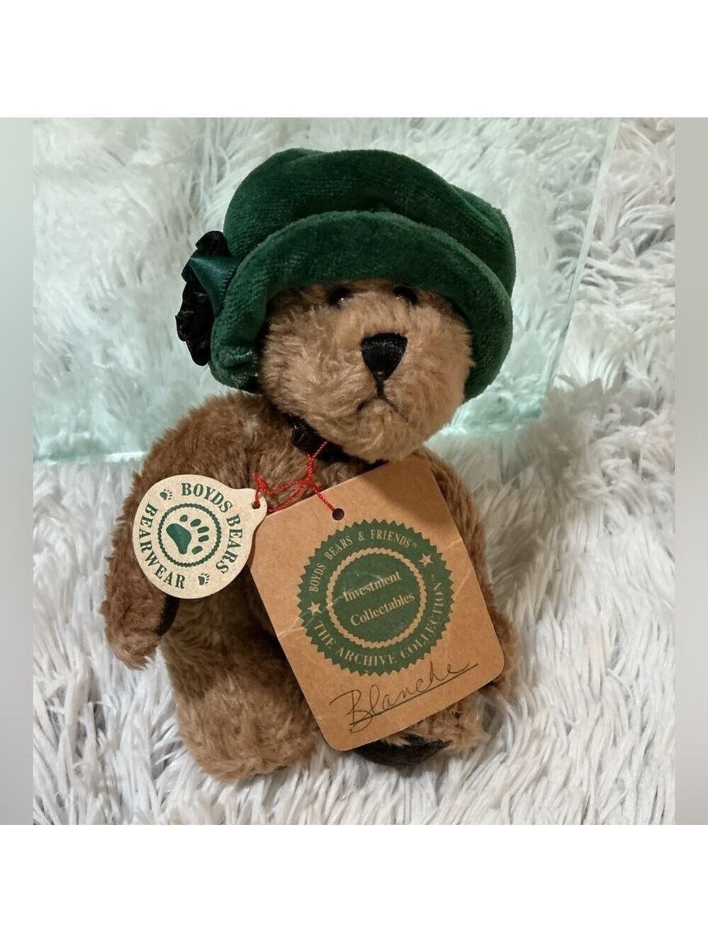 Boyd’s Bear Blanche De Bearvoire plush bear with green hat & black ribbon bow